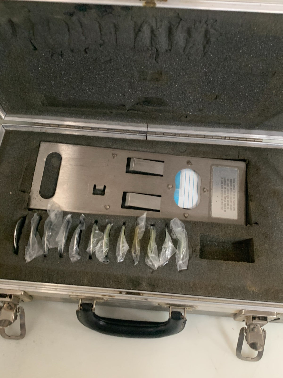 ABB PROCESS AUTOMATION GK-130123-CHECK SAMPLE KIT IN CASE2