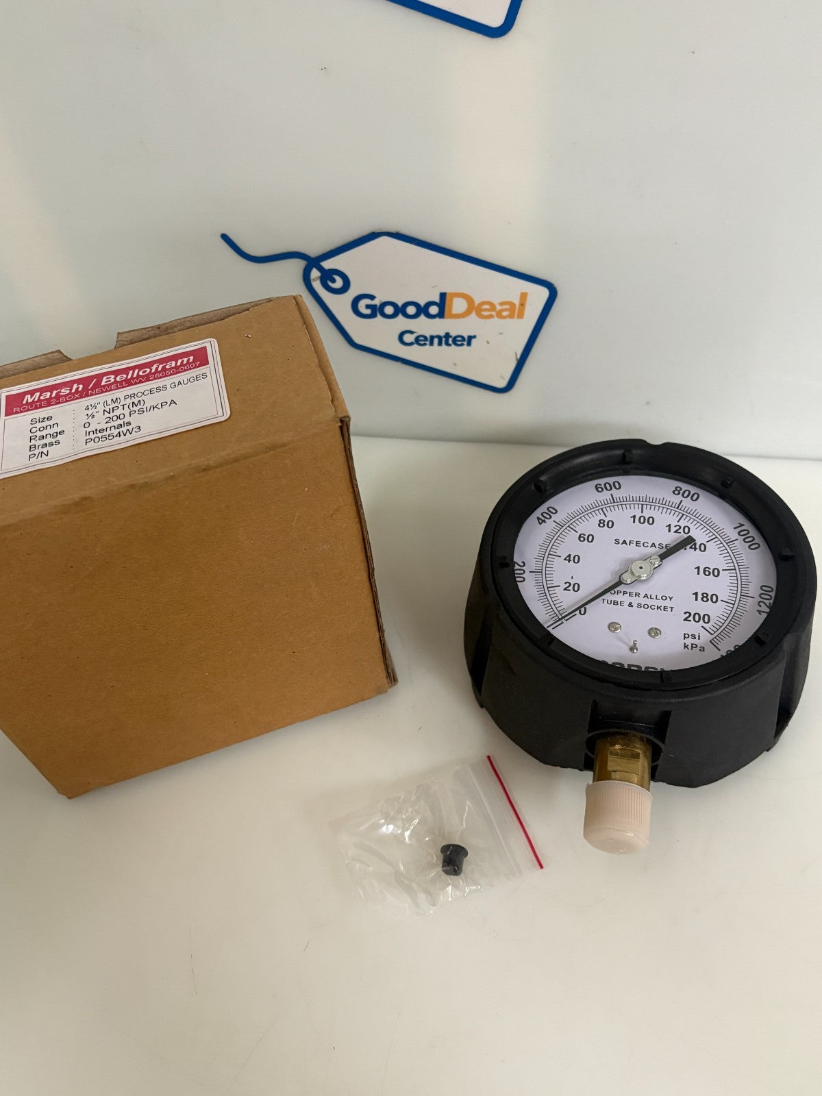 MARSH/BELLOFRAM 4 1/2 PROCESS GAUGES 0-200 PSI #P0554W30