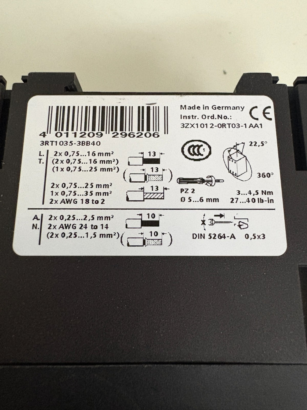 SIEMENS CONTACTOR 3RT1035-3B W/3RH1921-2FA22