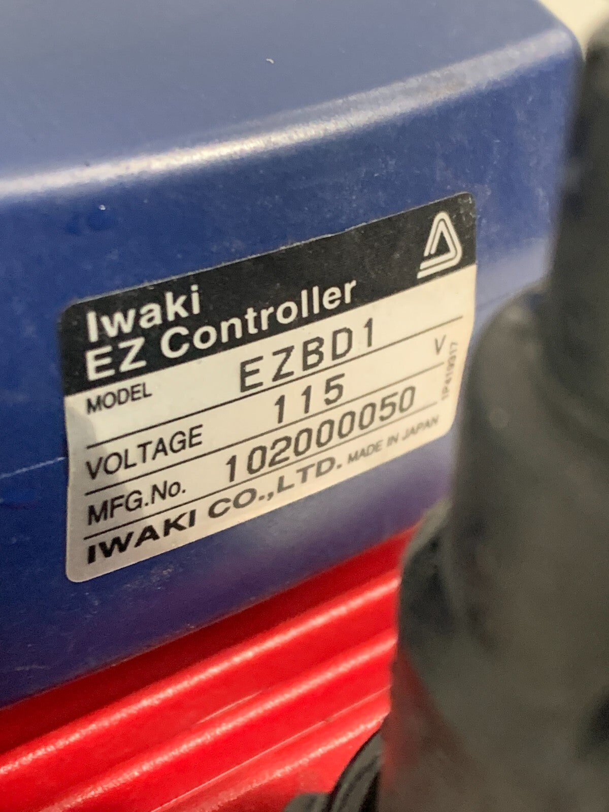 IWAKI METERING PUMP EZB11D1-PE W/WALL SUPPORT4
