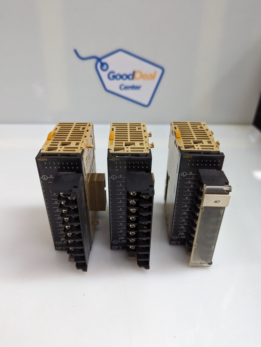 Omron CJ1W-OC211 Output Unit