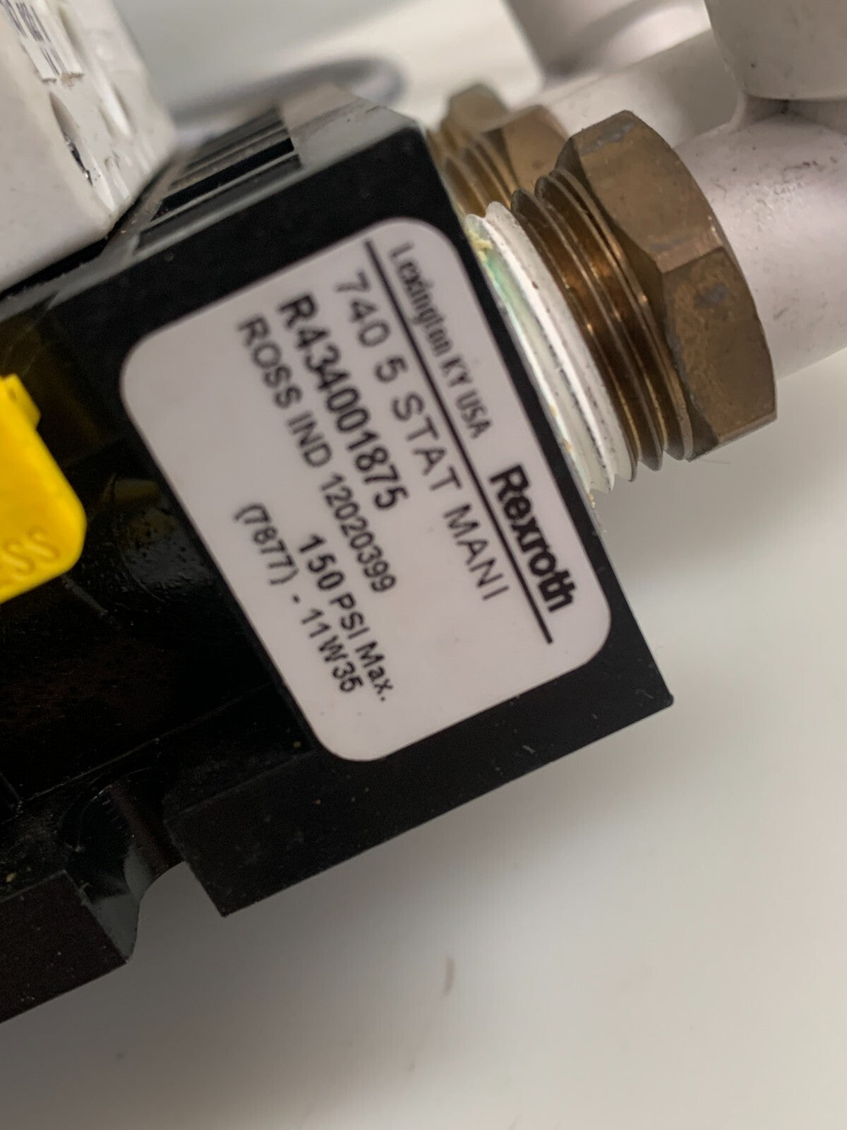Rexroth Pneumatic Manifold Block R434001875 w/ 5x Solenoid Valves R4340018701