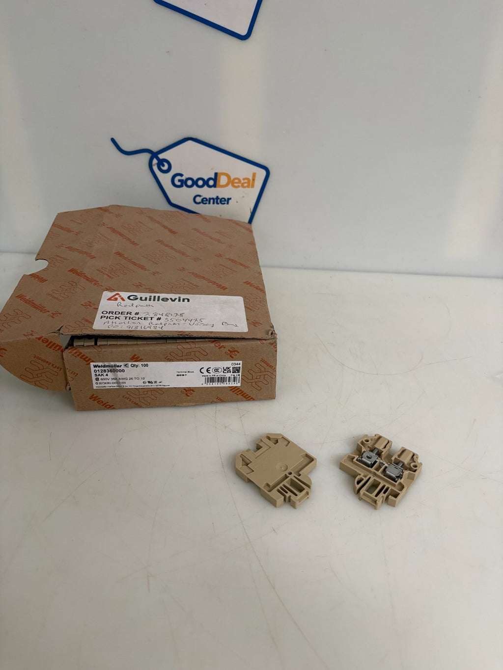 LOT OF 96 WEIDMULLER TERMINAL BLOCK SAK 4 0128360000 SAK 40
