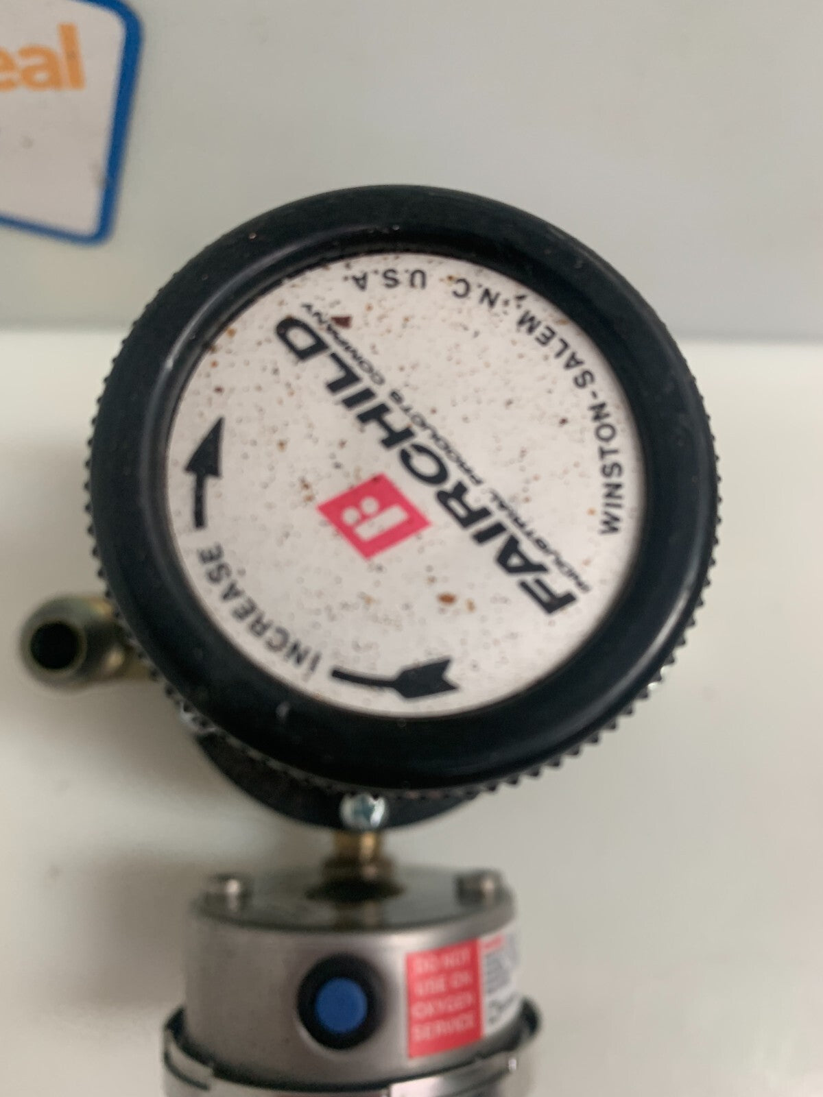FAIRCHILD PRESSURE REGULATOR #10233C W/ ASH CROFT 30 PSI GAGE2