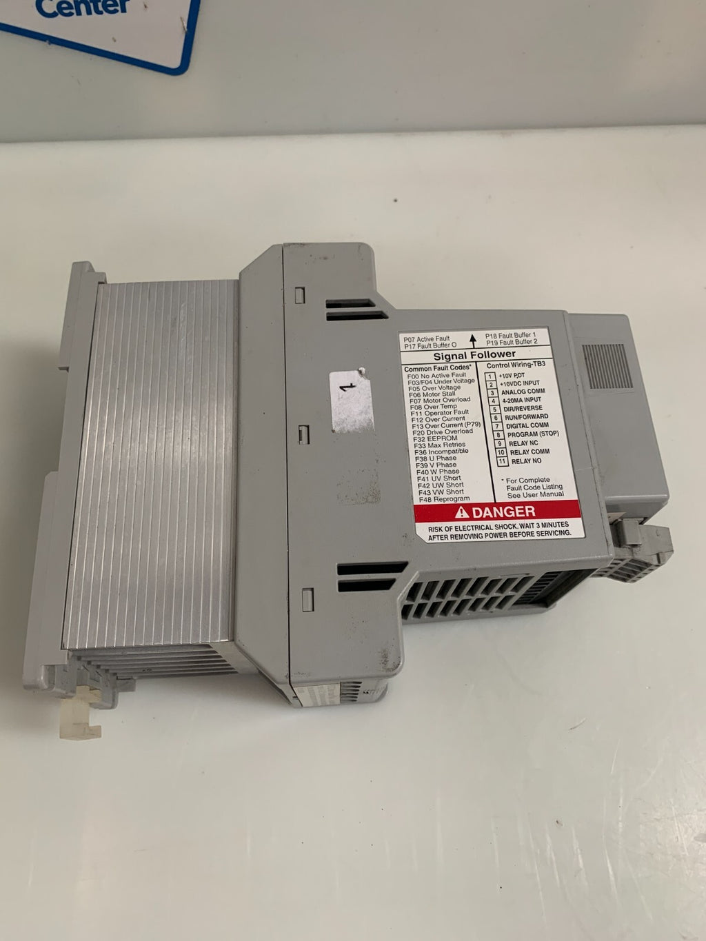 ALLEN BRADLEY DEVICE NET 160-DN2 A 3.002 AND 160S-AA02NSF1 C SPEED CONTROLLER2