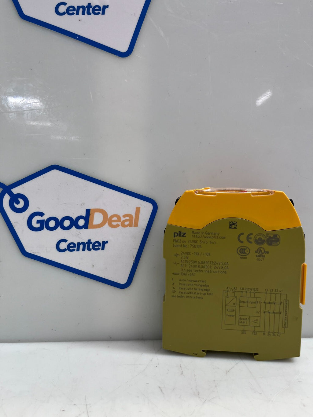 PILZ 750104 PNOZ s4 24VDC 3n/o 1n/c  Safety Relay