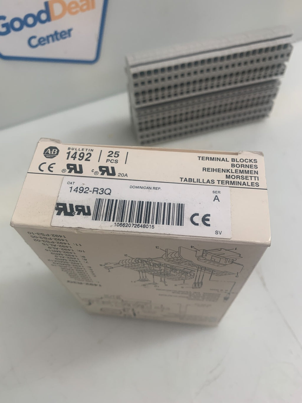 ALLEN BRADLEY 1492-R3Q   Terminal Blocks  Series A  (Box of 25)1