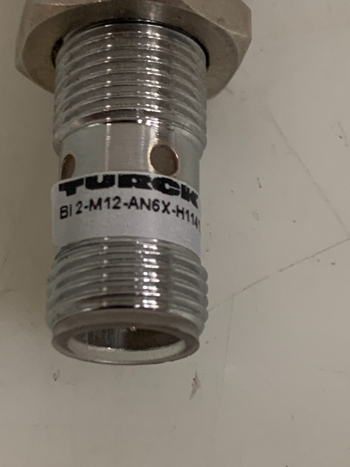 LOT OF 2 TURCK INDUCTIVE SENSOR BI2 M12-AN6X-H114I