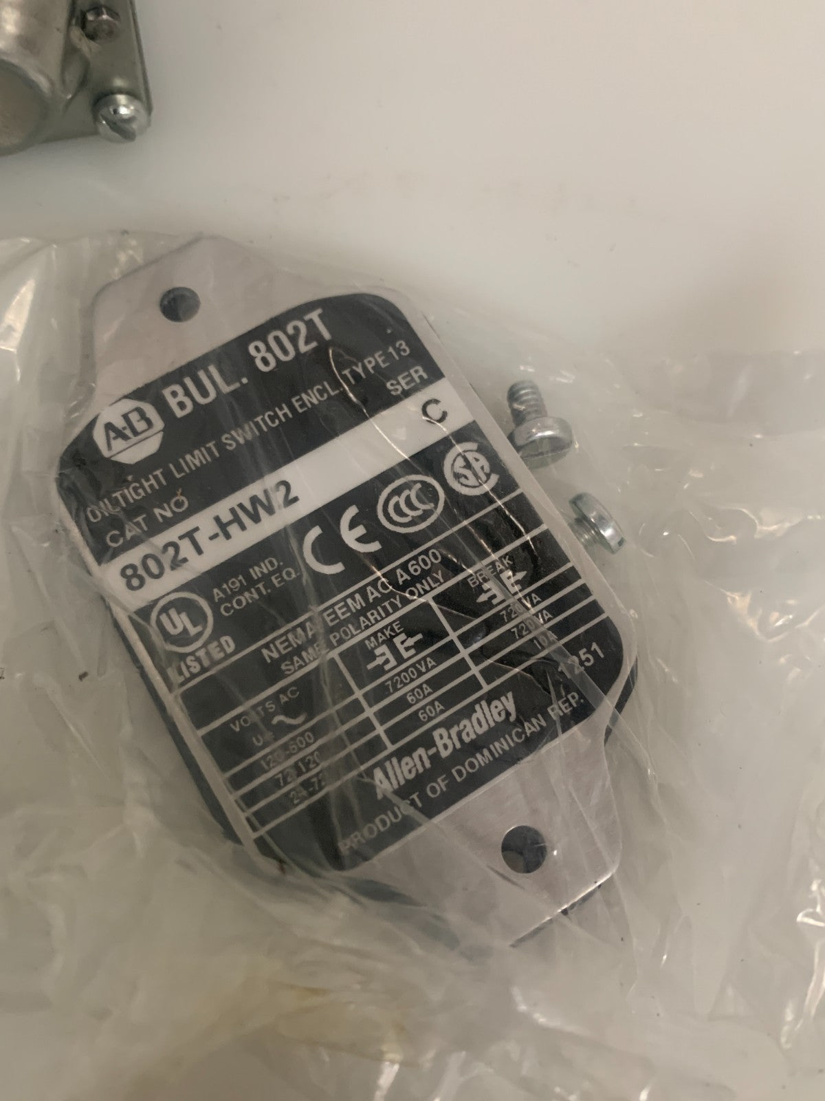 ALLEN BRADLEY LIMIT SWITCH 802T-HW2