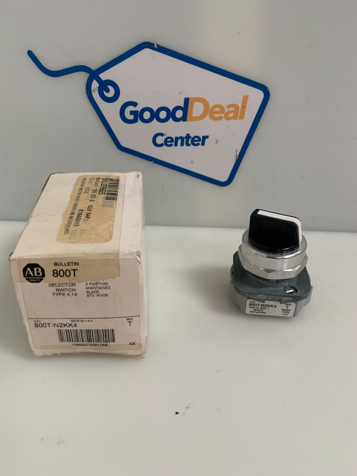 ALLEN BRADLEY SELECTOR SWITCH 800T-N2KK40