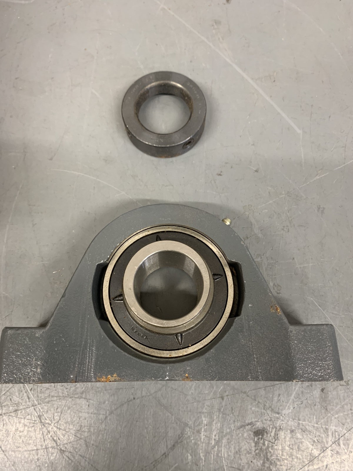 BOSTON GEAR PILLOW BLOCK BEARING 06866-8H2