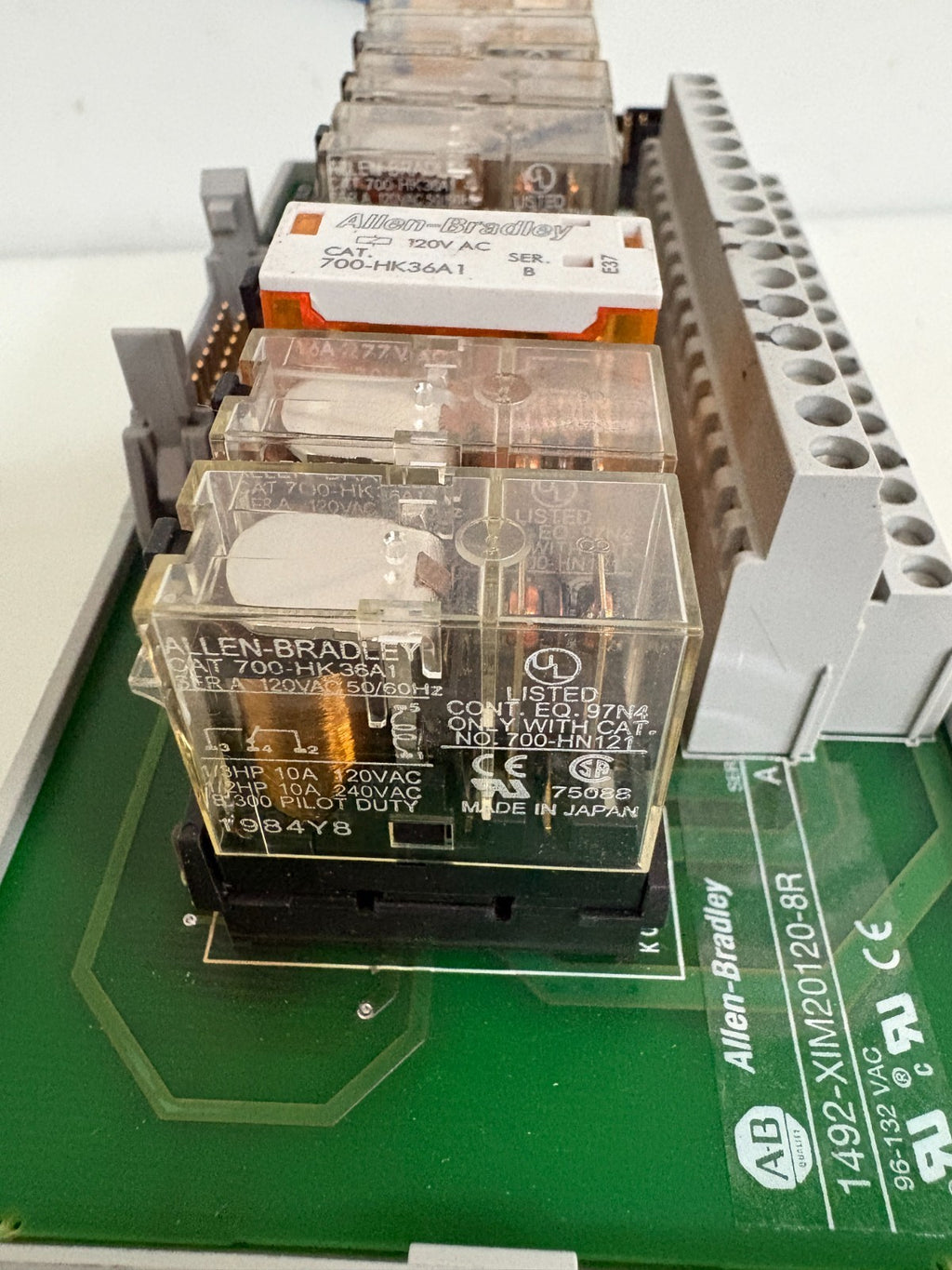 ALLEN BRADLEY FUSED TERMINAL BLOCK 1492-XIM20120-8R A2