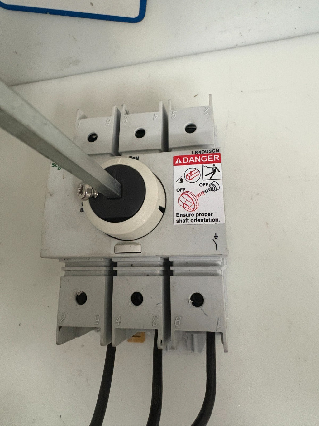 SCHNEIDER ELECTRIC DISCONNECT SWITCH LK4DU3CN COMPLETE