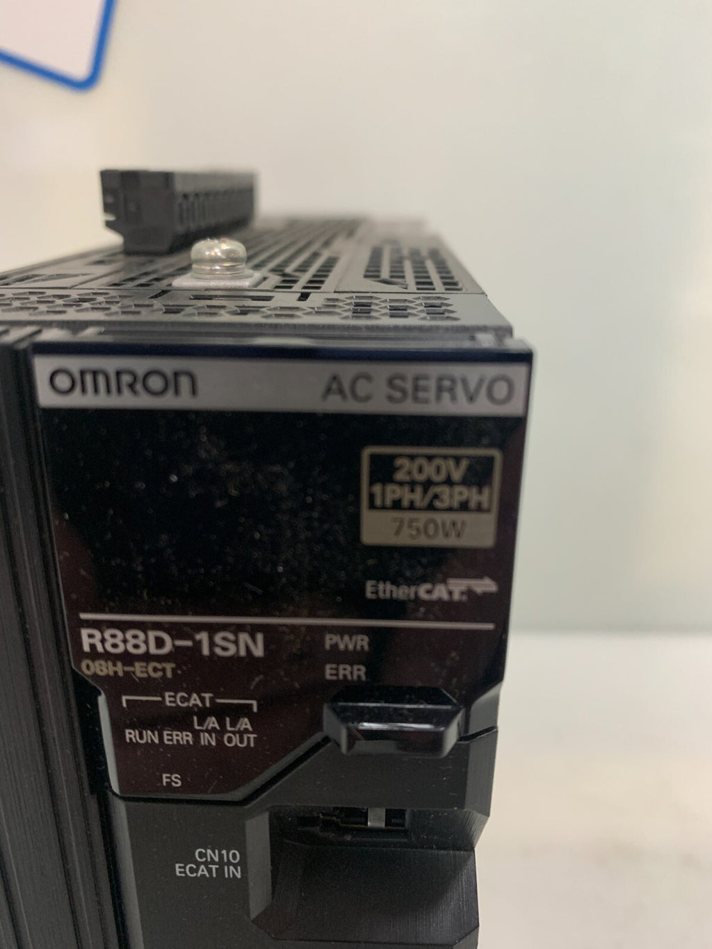 OMRON AC Servo Drive R88D-1SN08H-ECT 750w
