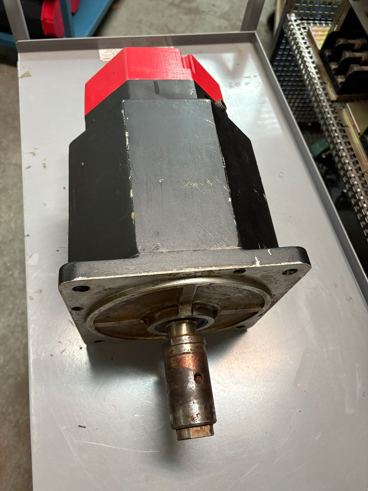 FANUC AC SERVO MOTOR MODEL 30F A06B-0553-B8311