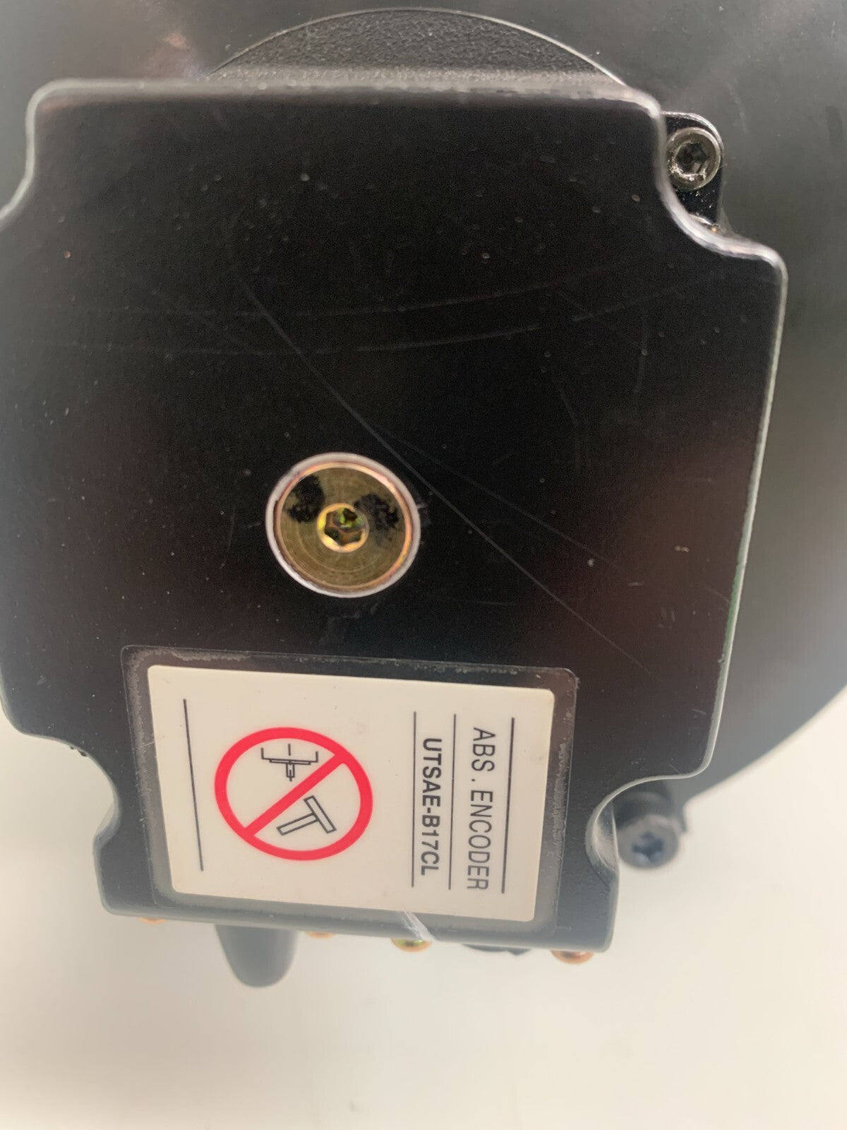 YASKAWA SGMRS-12A2B-YR11 SERVO MOTOR SGMRS12A2BYR11