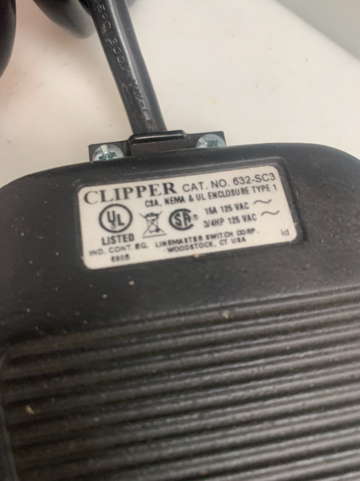 CLIPPER    Foot Switch  Pedal Momentary  632-SC31
