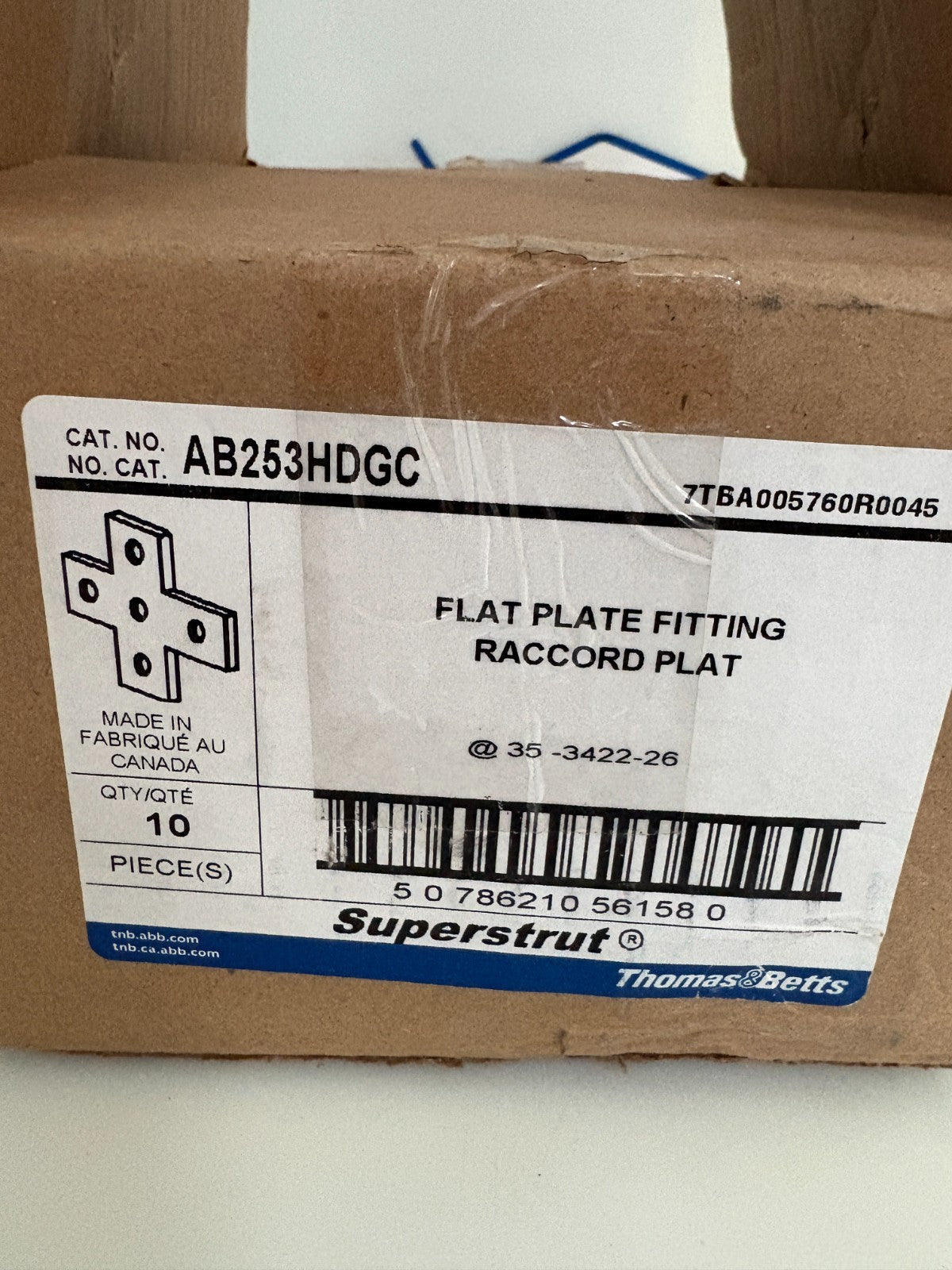 ABB THOMAS & BETTS AB253HDGC FLAT PLATE FITTING 10 IN BOX2