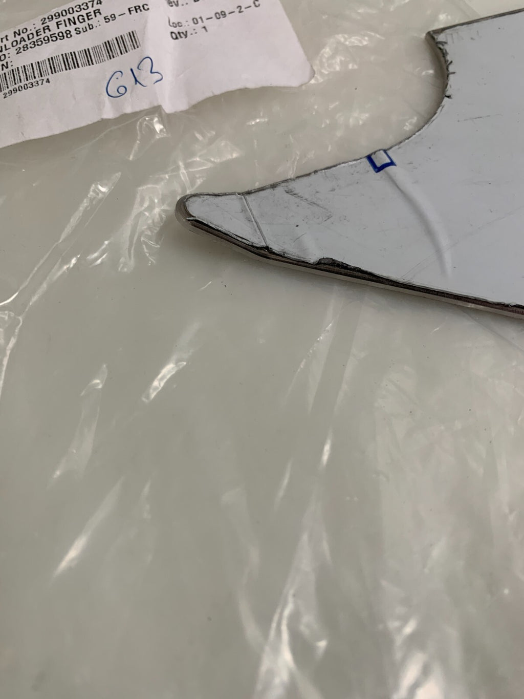 HP SCITEX UNLOADER FINGER 299003374