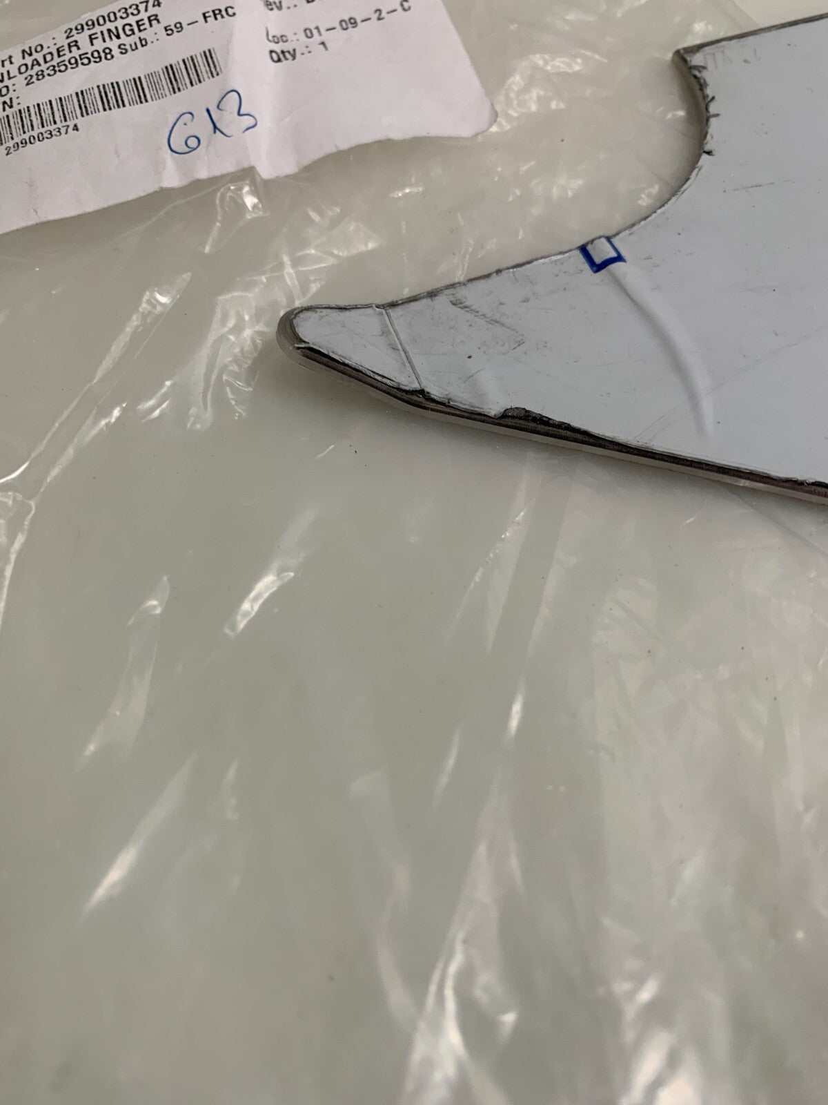 HP SCITEX UNLOADER FINGER 299003374