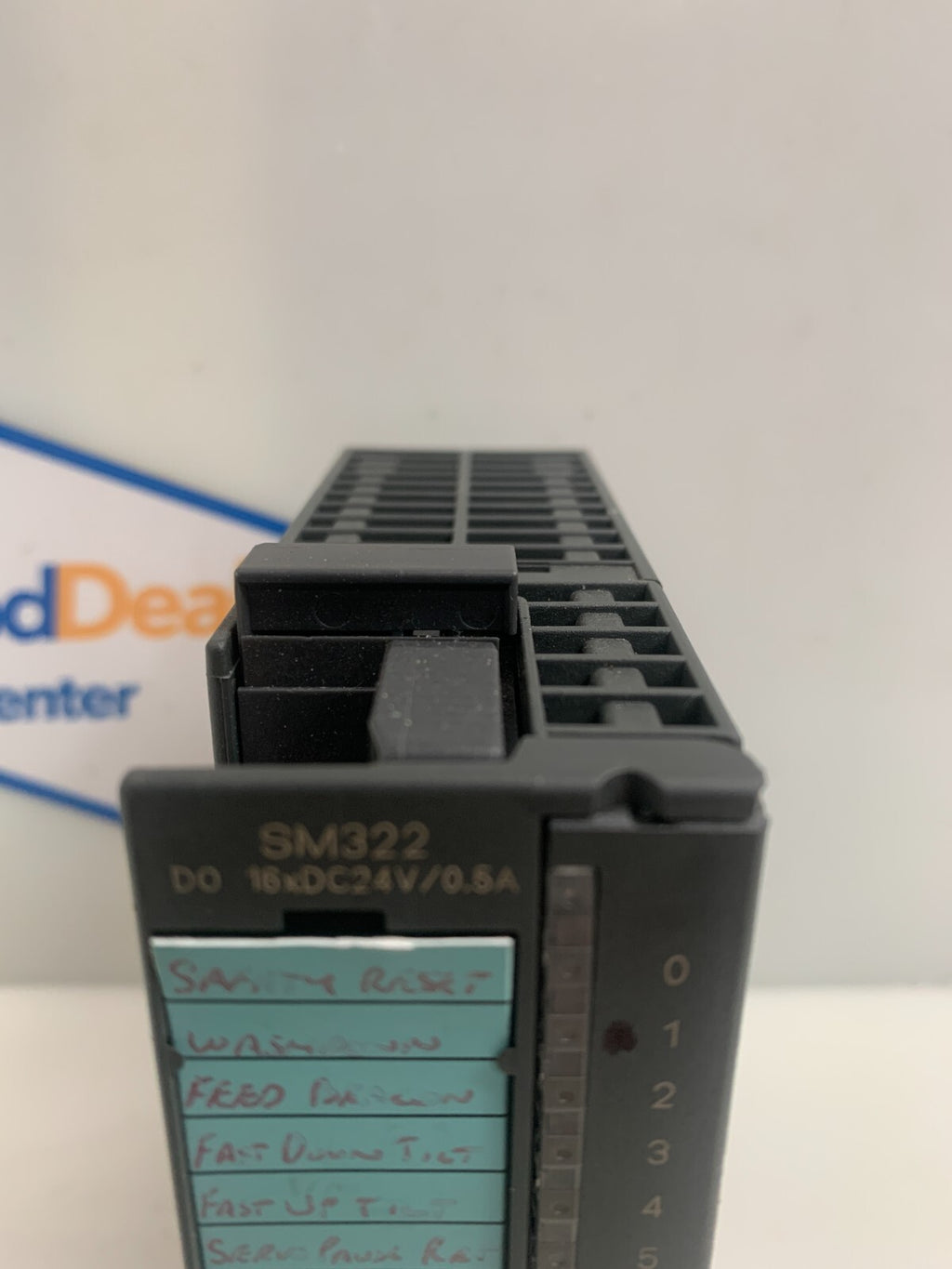 SIEMENS / Simatic S7   I/O Module  6ES7 322-1BH01-0AA0