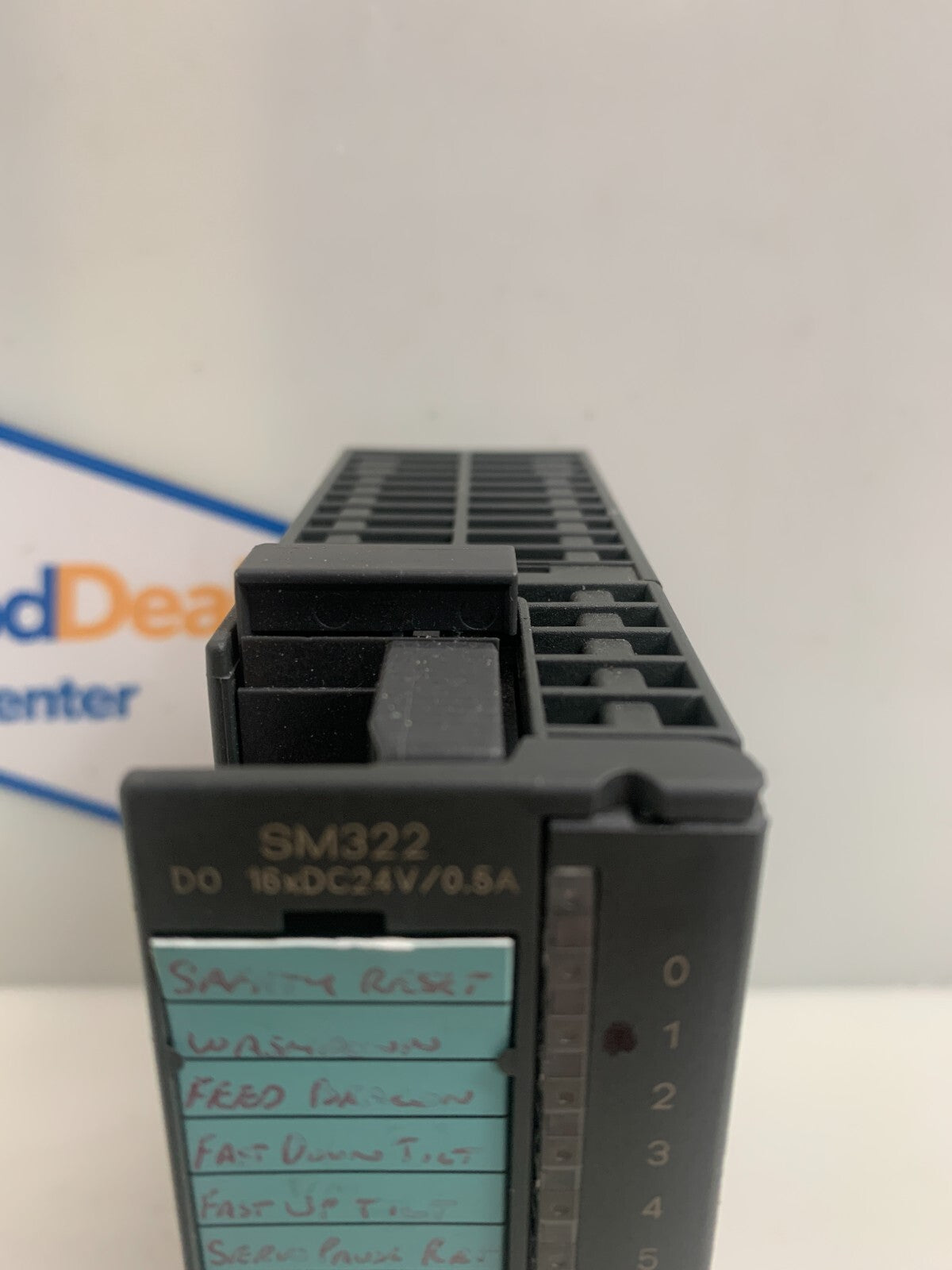 SIEMENS / Simatic S7   I/O Module  6ES7 322-1BH01-0AA0