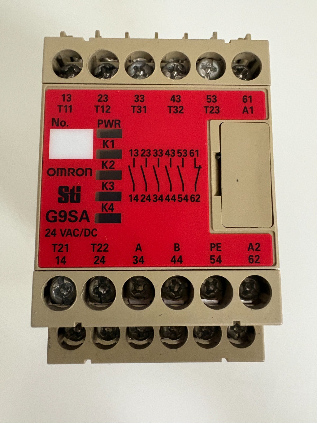 OMRON SAFETY RELAY G9SA-501