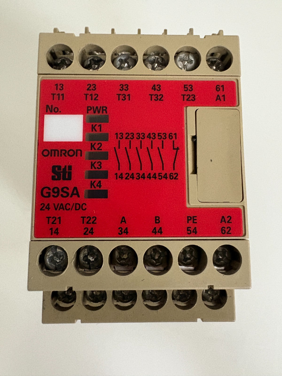 OMRON SAFETY RELAY G9SA-501