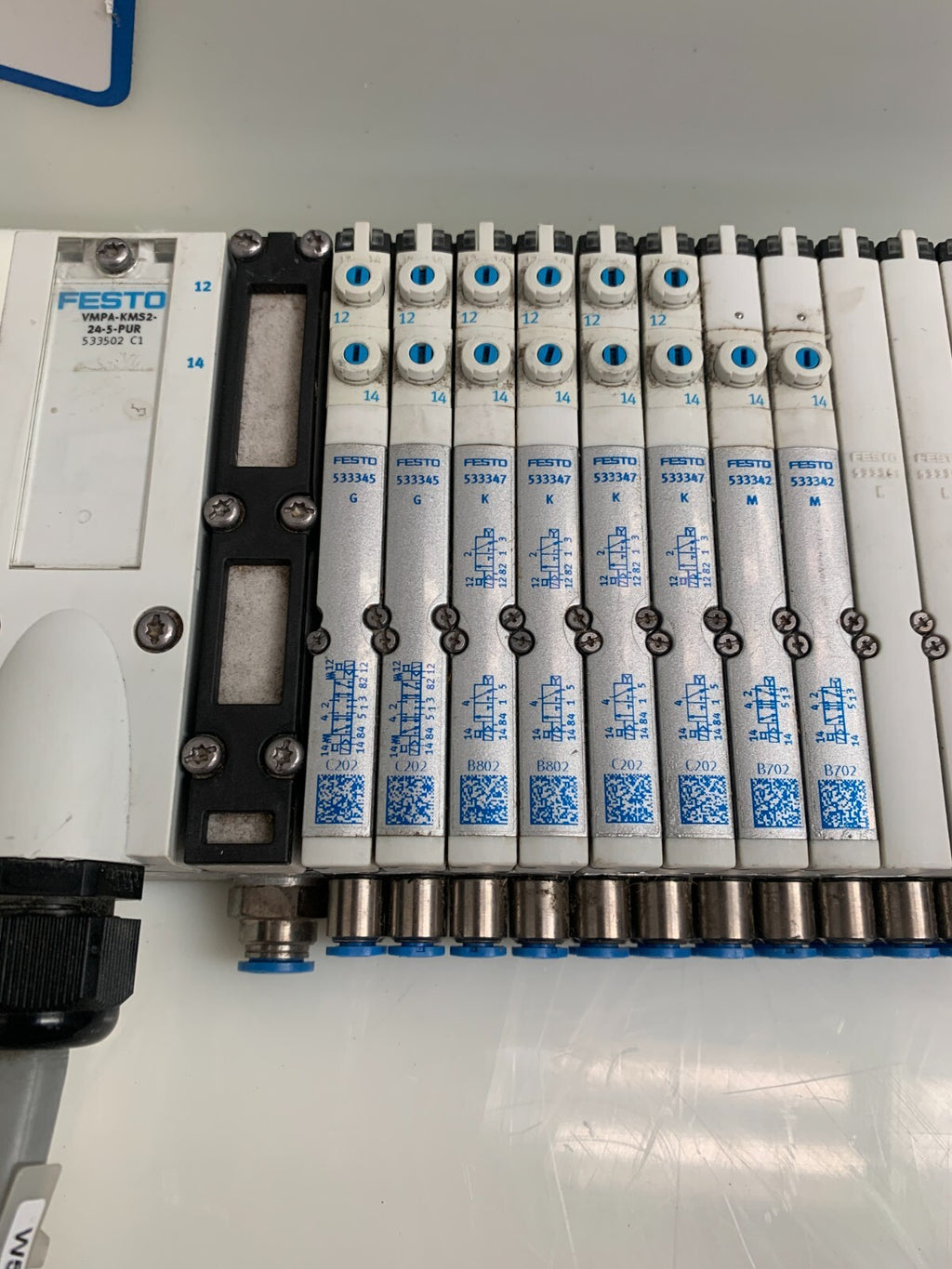 FESTO  Manifold Unit   (Details in description)