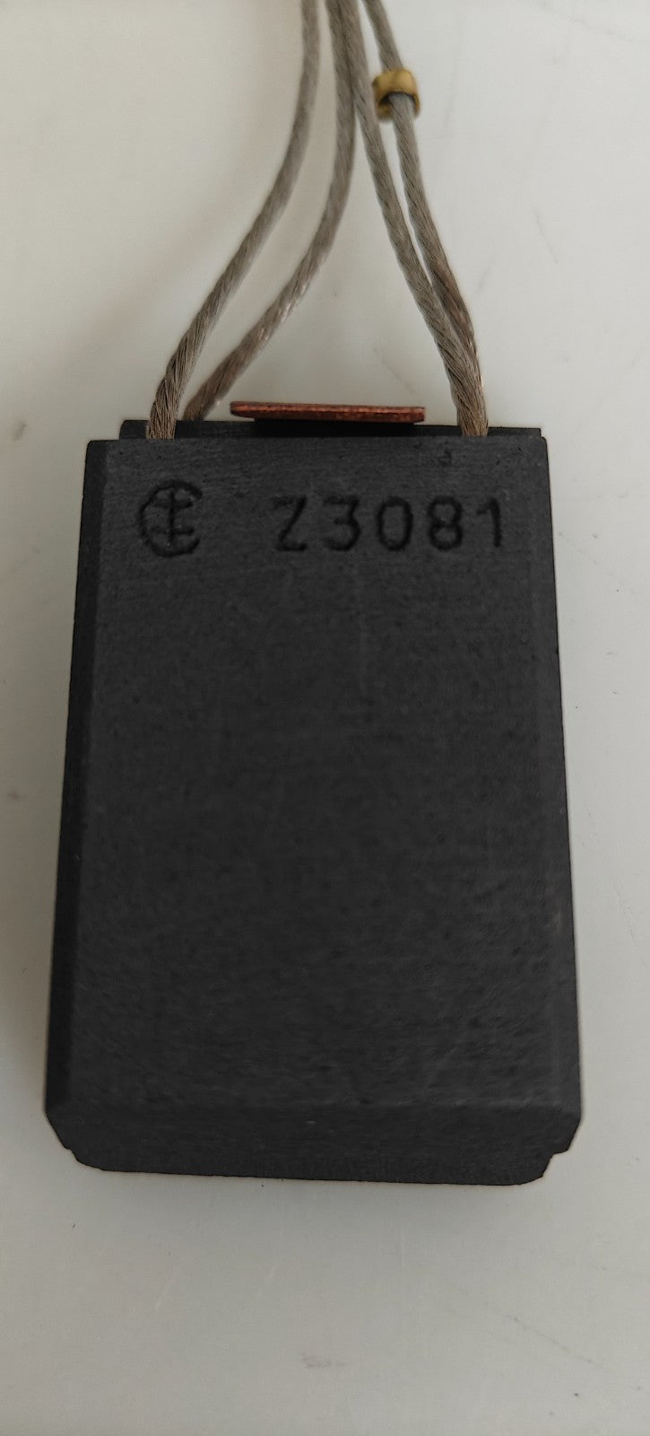 LOT OF 4 SET MERSEN CARBON BRUSH Z30811