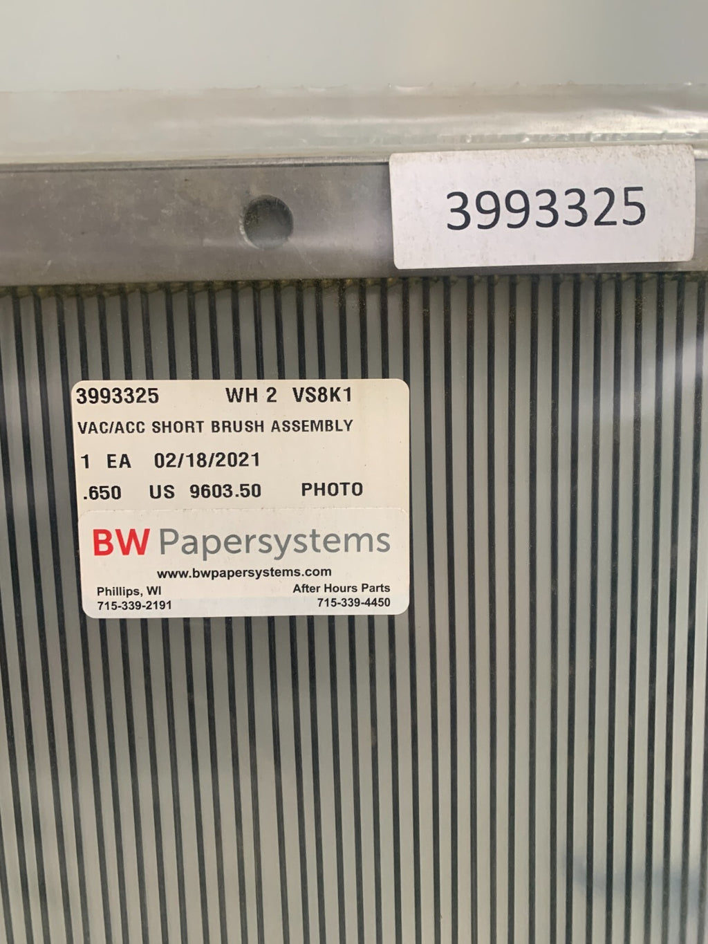 BW PAPER SYSTEMS VAC/ACC SHORT BRUSH ASSY #39933251