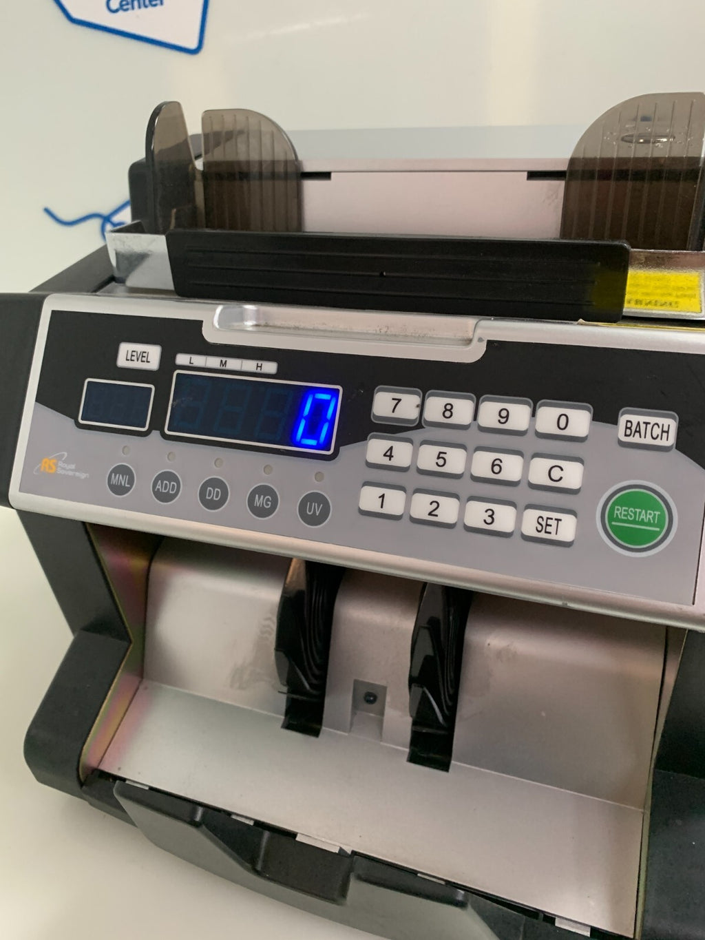 ROYAL SOVEREIGN  RBC-3100   Bill Counter W/UV Counterfeit Detector