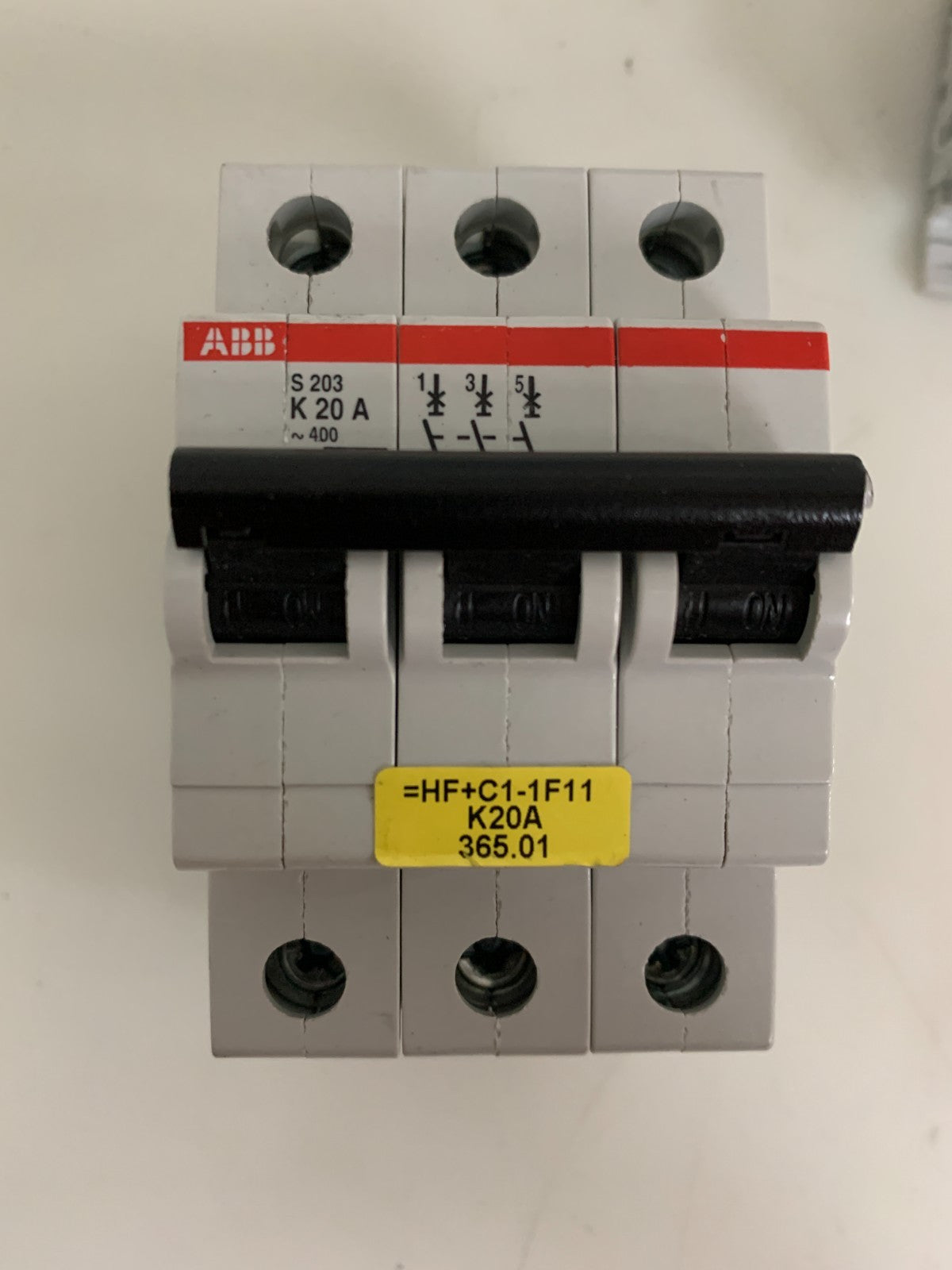 LOT OF 2  ABB CIRCUIT BREAKER K20A S203-K20