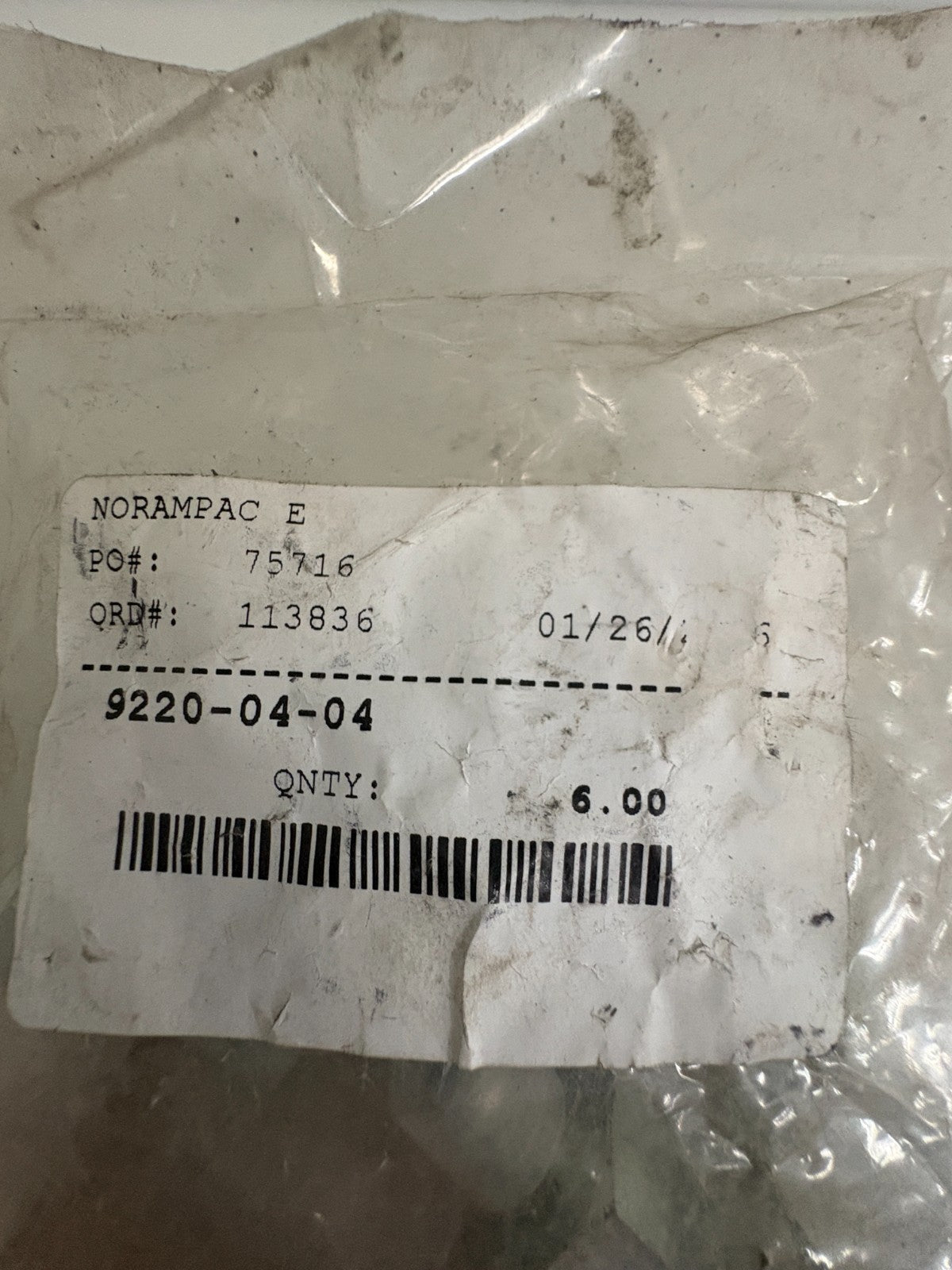 LOT OF 6 ADAPTALL MALE/FEMALE FITTING 9220-04-042