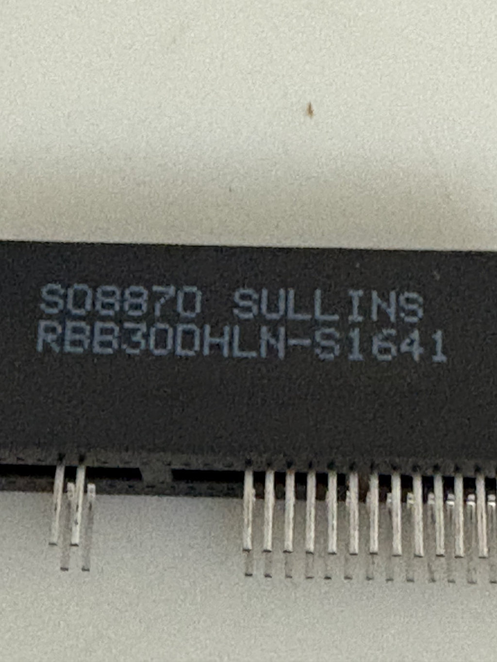 LOT OF 7 SULLINS CORP CONNECTOR S 08870 RB6300HLN-S1641