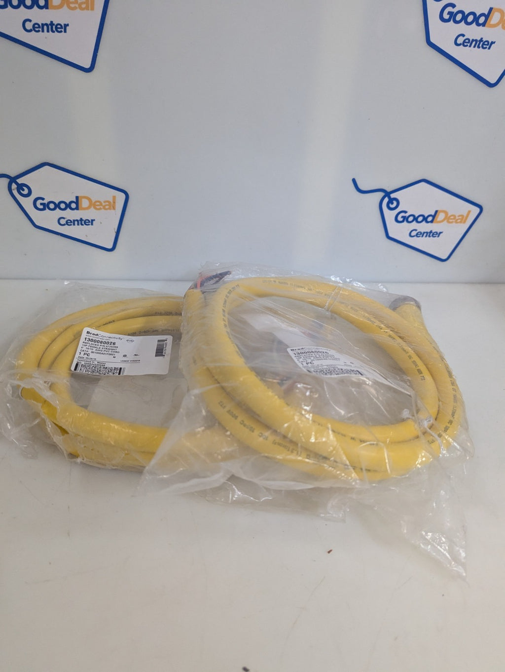 LOT OF 2 BRAD CONNECTIVITY WOODHEAD CABLE 103000A01F060