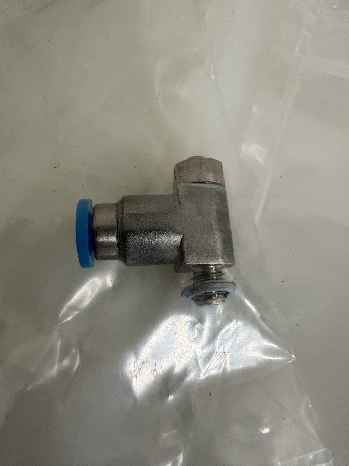 LOT OF 7 FESTO THROTTLE VALVE GRLA-M5-QS-4-LF-C 175056