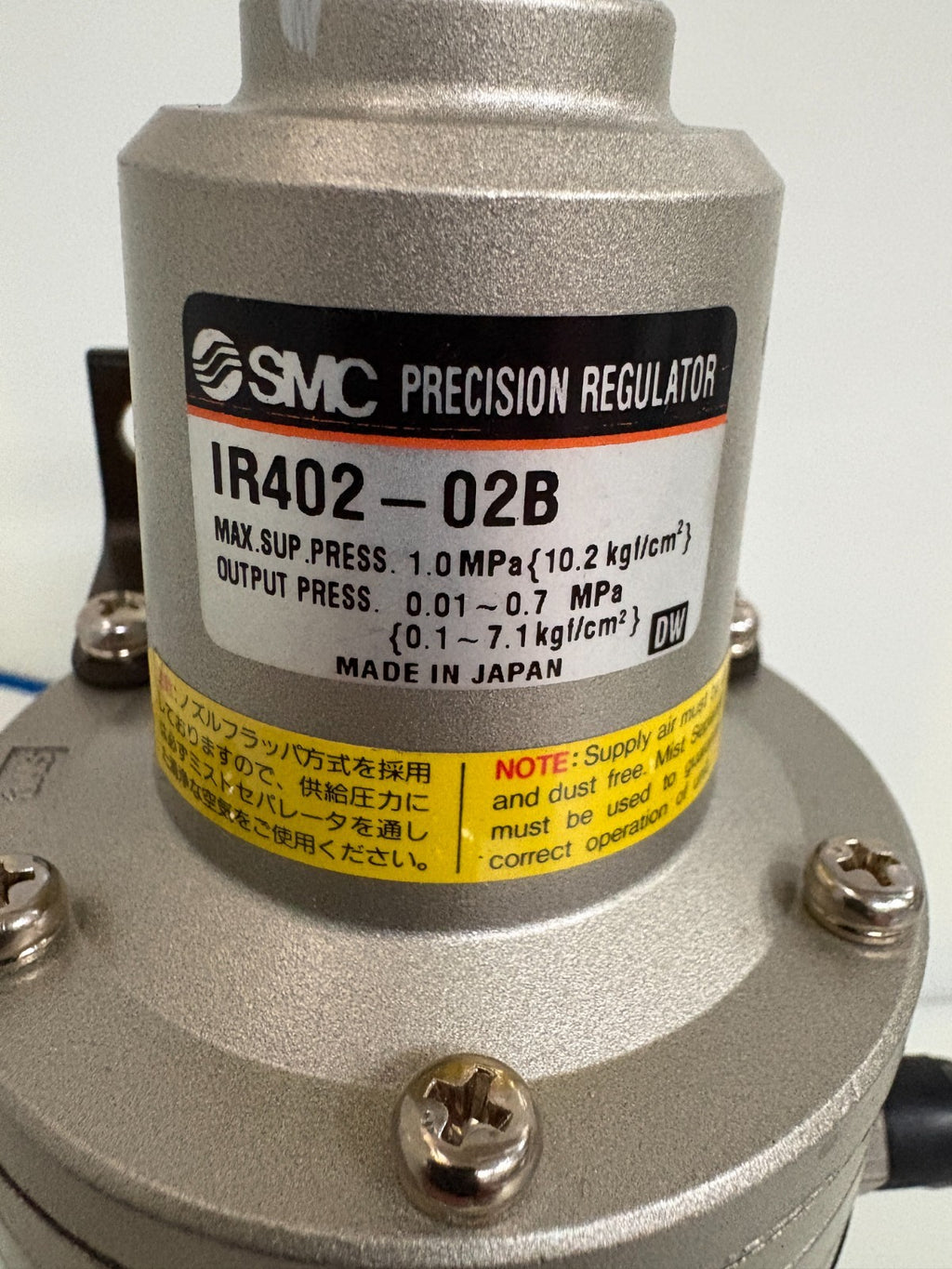 SMC PRECISION REGULATOR IR402-02B1