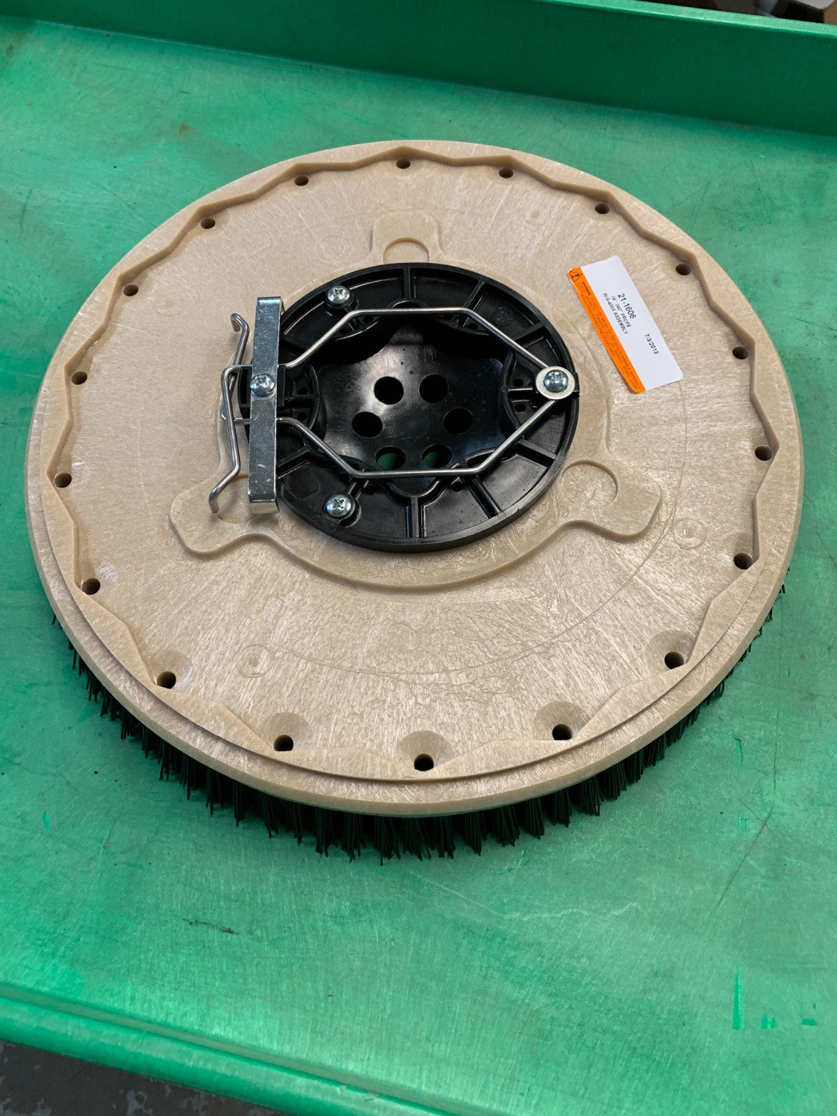 PROMATCH 16" POLY SCRUB BRUSH W/G 400X ASSY