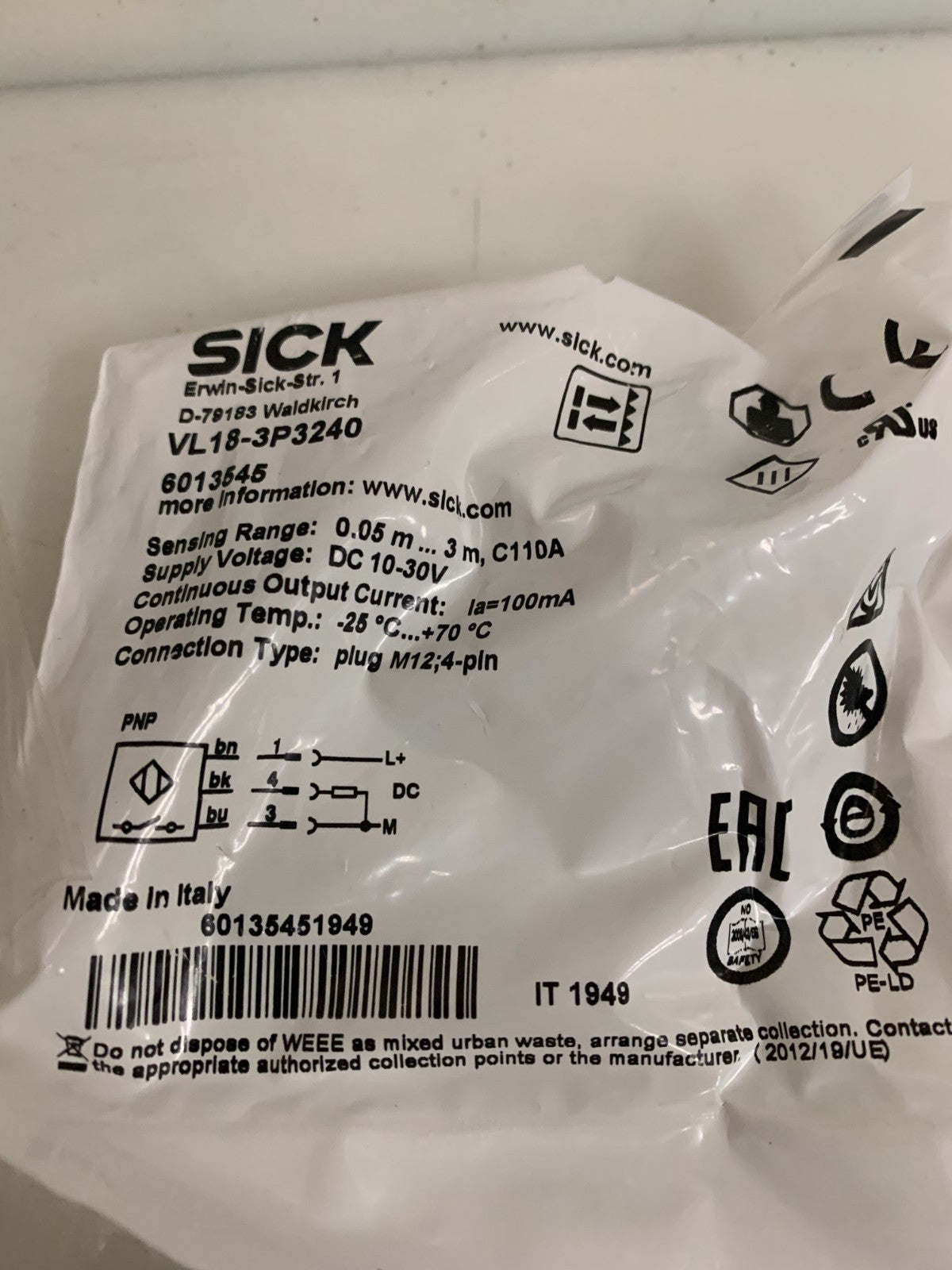 LOT OF 3 SICK PROXIMITY SWITCH SENSOR VL18-4P3240