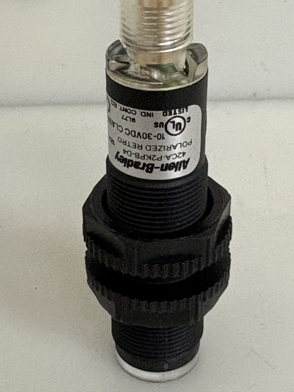 ALLEN BRADLEY POLARIZED RETRO REFLECTIVE SENSOR 42CA-P2KPB-D4 SERIES C