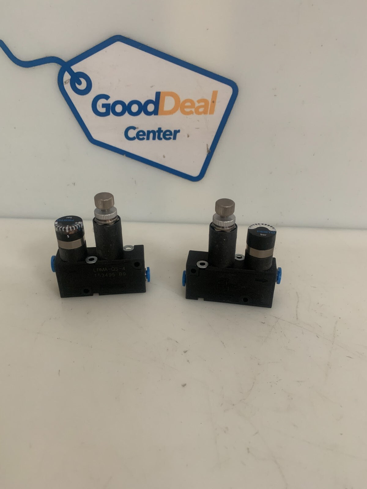 LOT OF 2 FESTO PRESSURE REGULATOR #153495 LRMA-QS-40