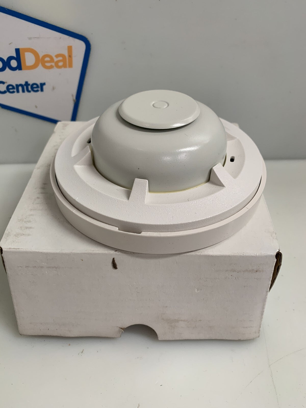 LOT OF 2 SYSTEM SENSOR HEAT DETECTOR 5601A