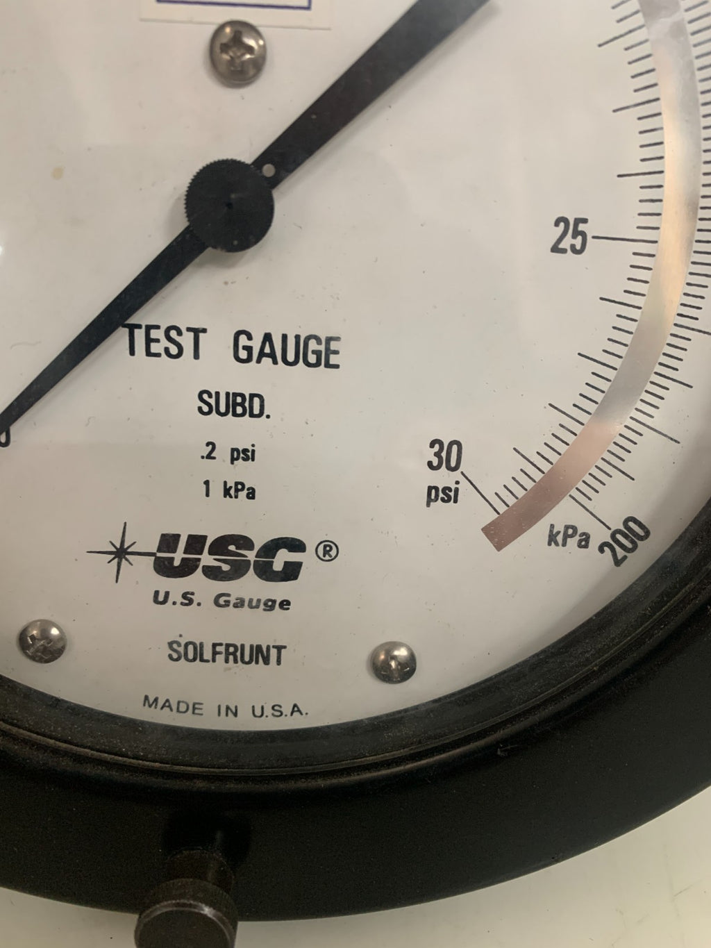 USG SOLFRUNT TEST GAUGE SUBD. 30 PSI 200 KPA