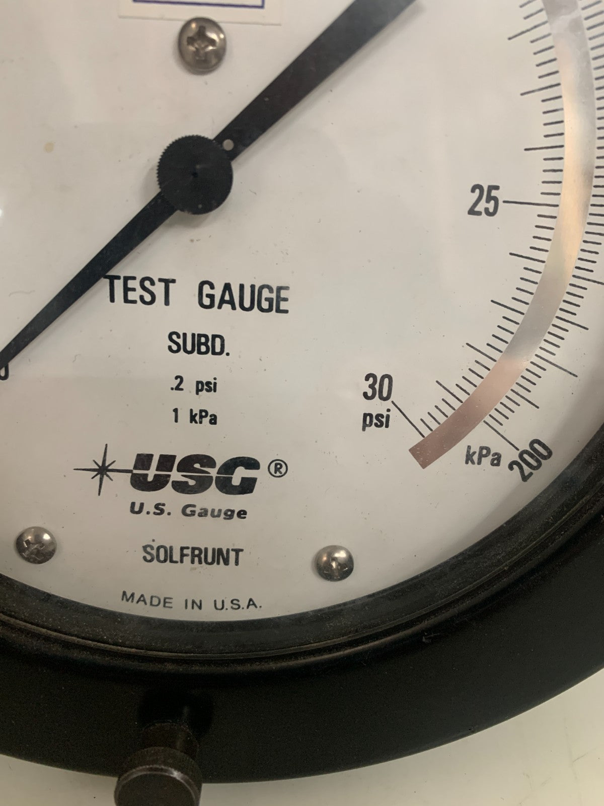 USG SOLFRUNT TEST GAUGE SUBD. 30 PSI 200 KPA