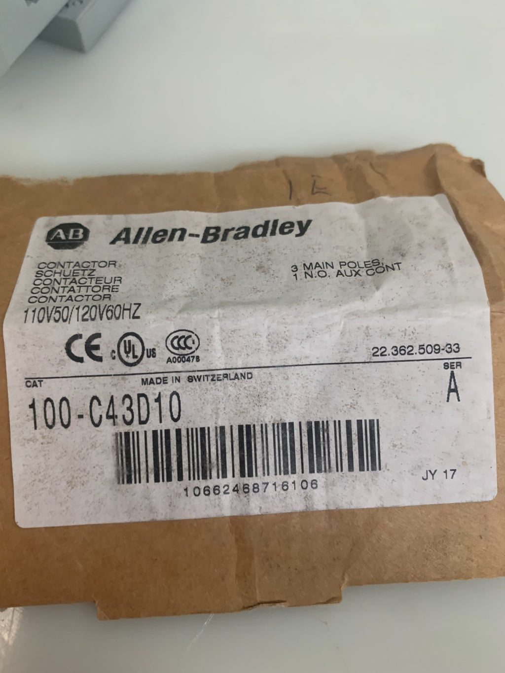 ALLEN BRADLEY 100-C43 00 SERIE A CONTACTOR 600 VAC W/100-S/B CONTACT BLOCK