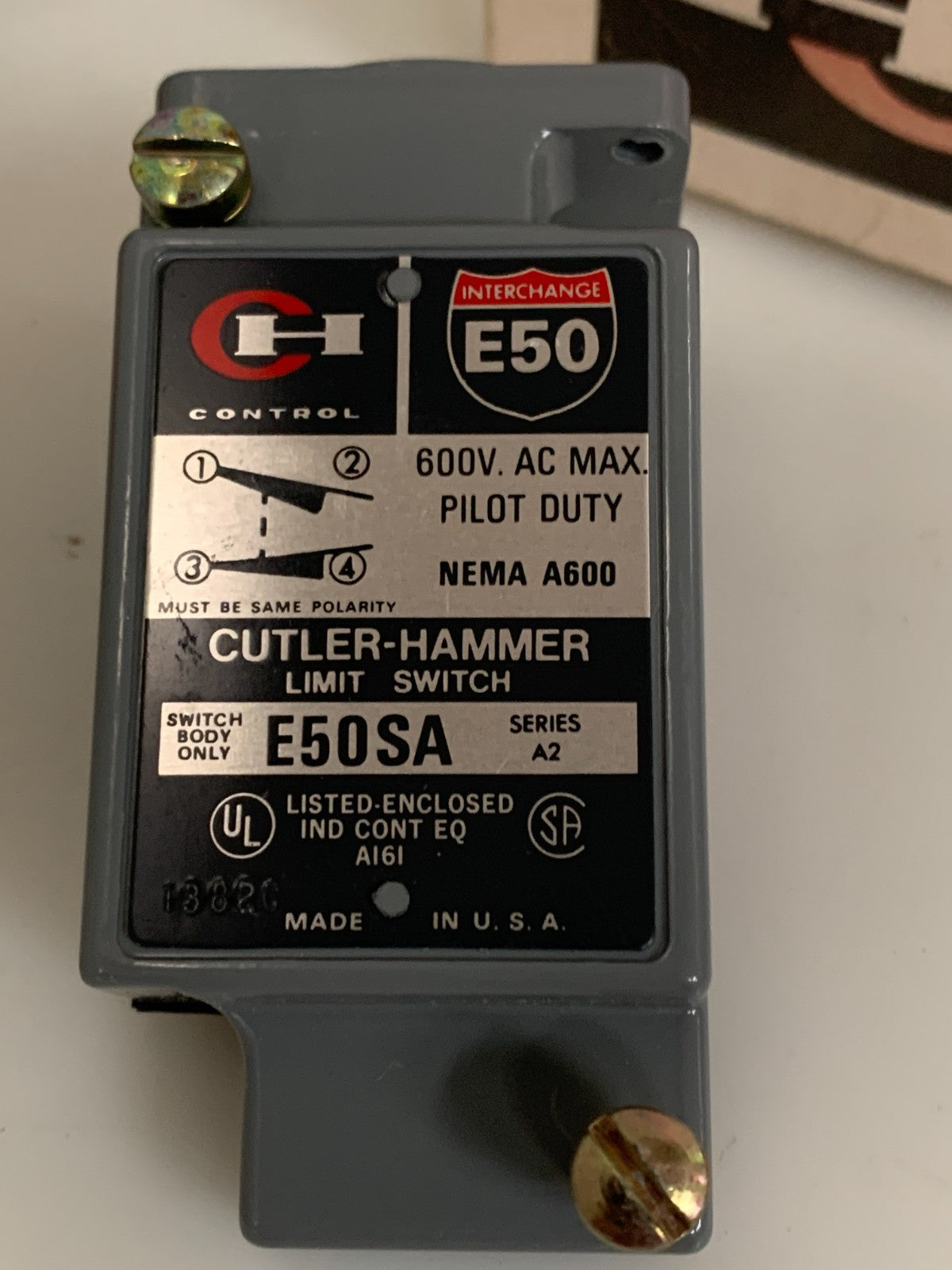 LOT OF 2 CUTLER-HAMMER FRONT MOUNT LIMIT SWITCH E50 SA