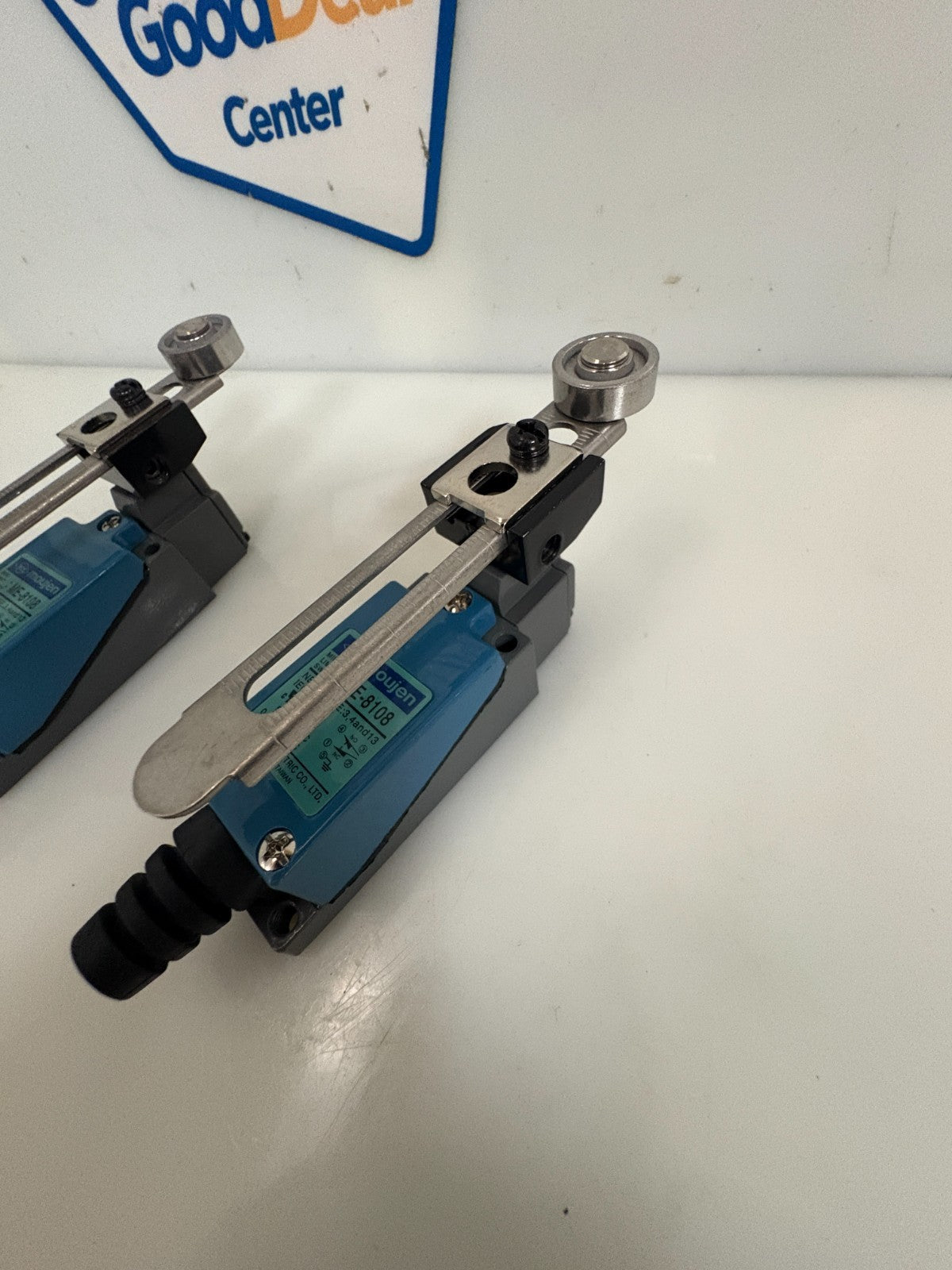 MOUJEN MINI LIMIT SWITCH ME-8108