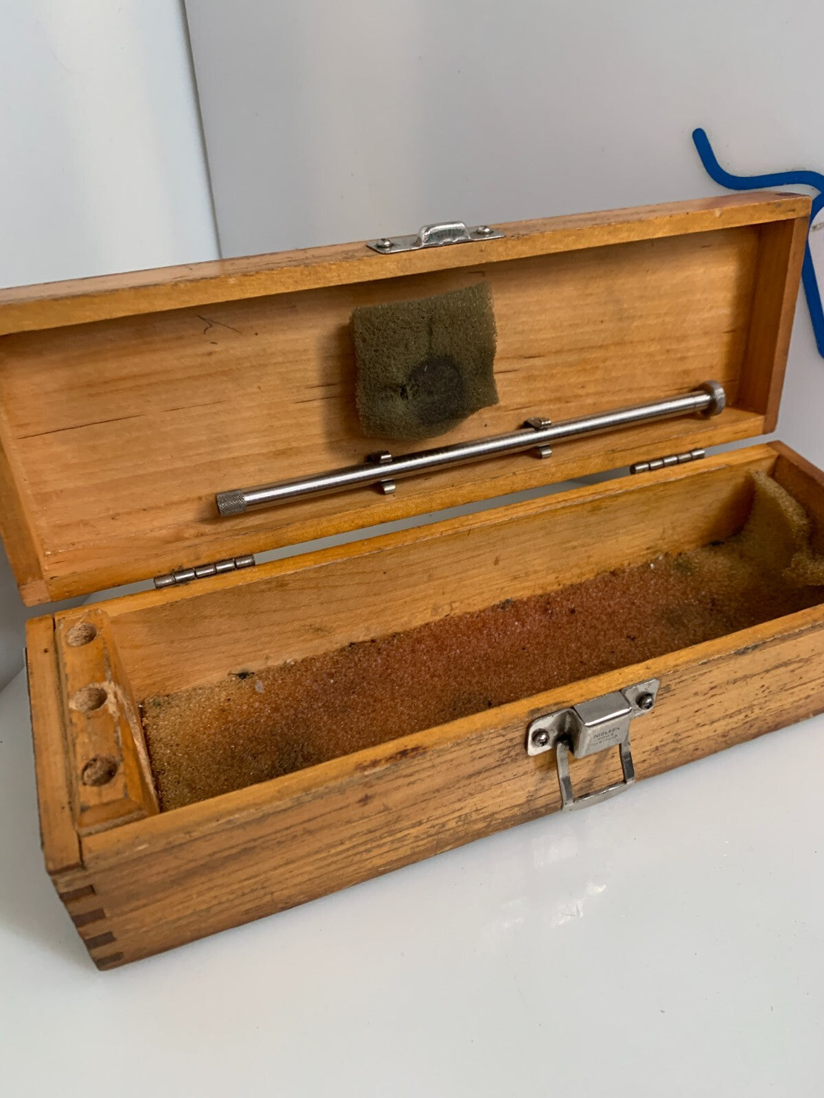 HUNTER SPRING  Mechanical Force Gage  L-20M  W/Wood Case