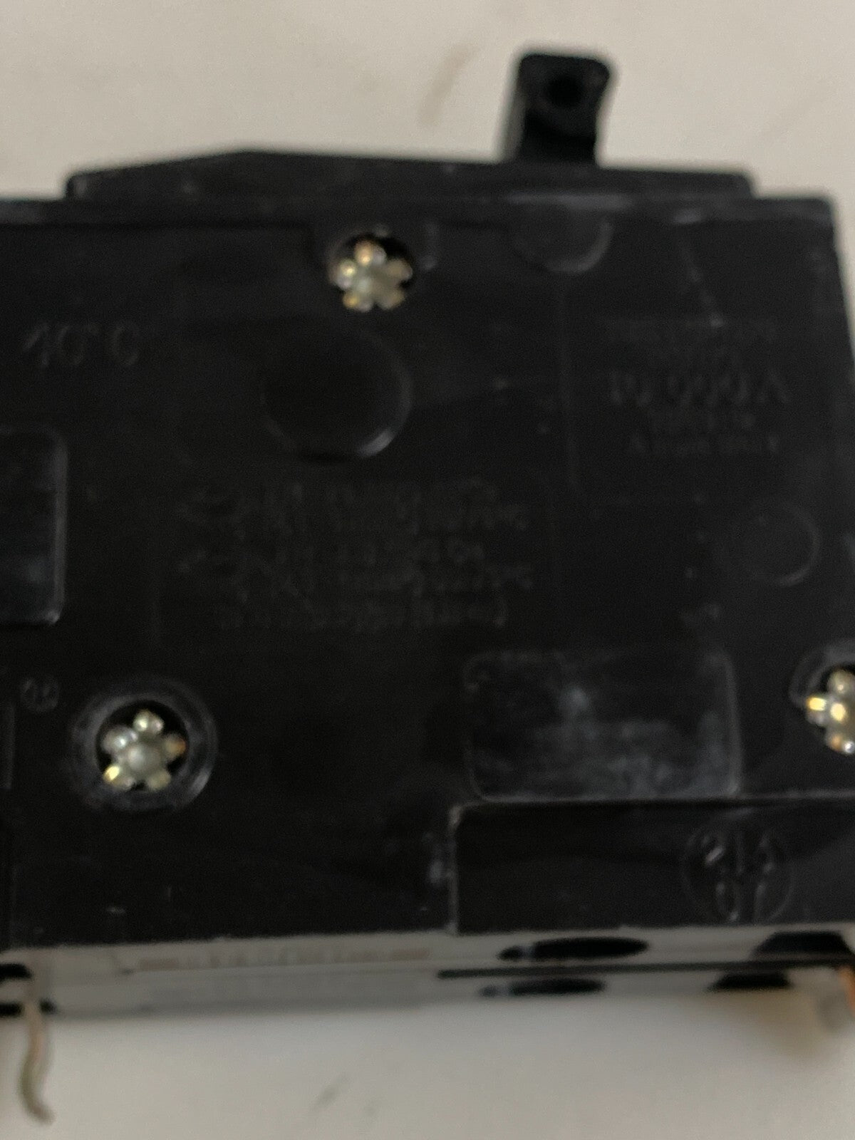 SQUARE D 20 AMP BOLT ON CIRCUIT BREAKER QOB 220 5 PER BOX
